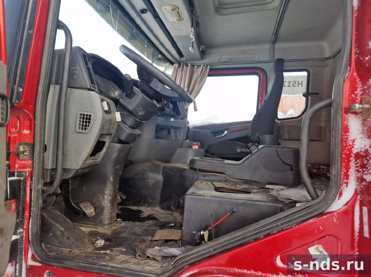 Самосвал SHACMAN 8X4 2023г.