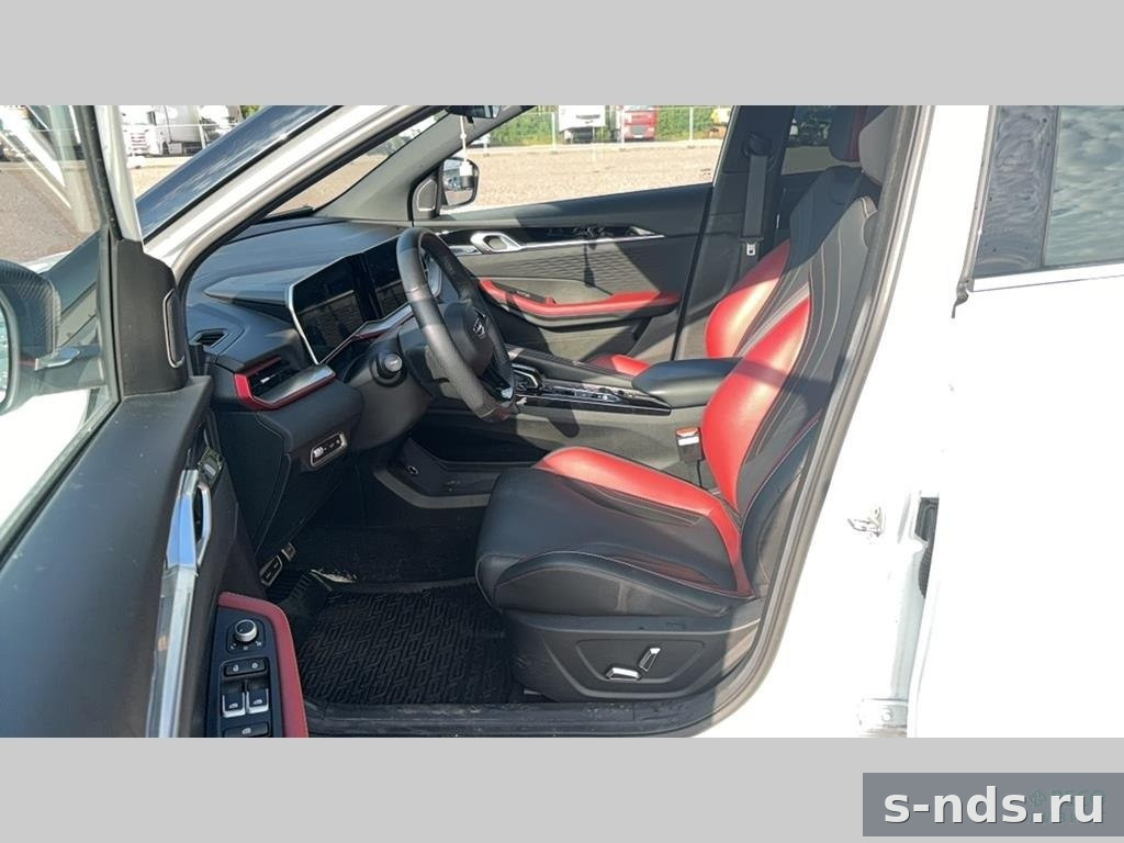 GEELY COOLRAY рестайлинг 2023г.