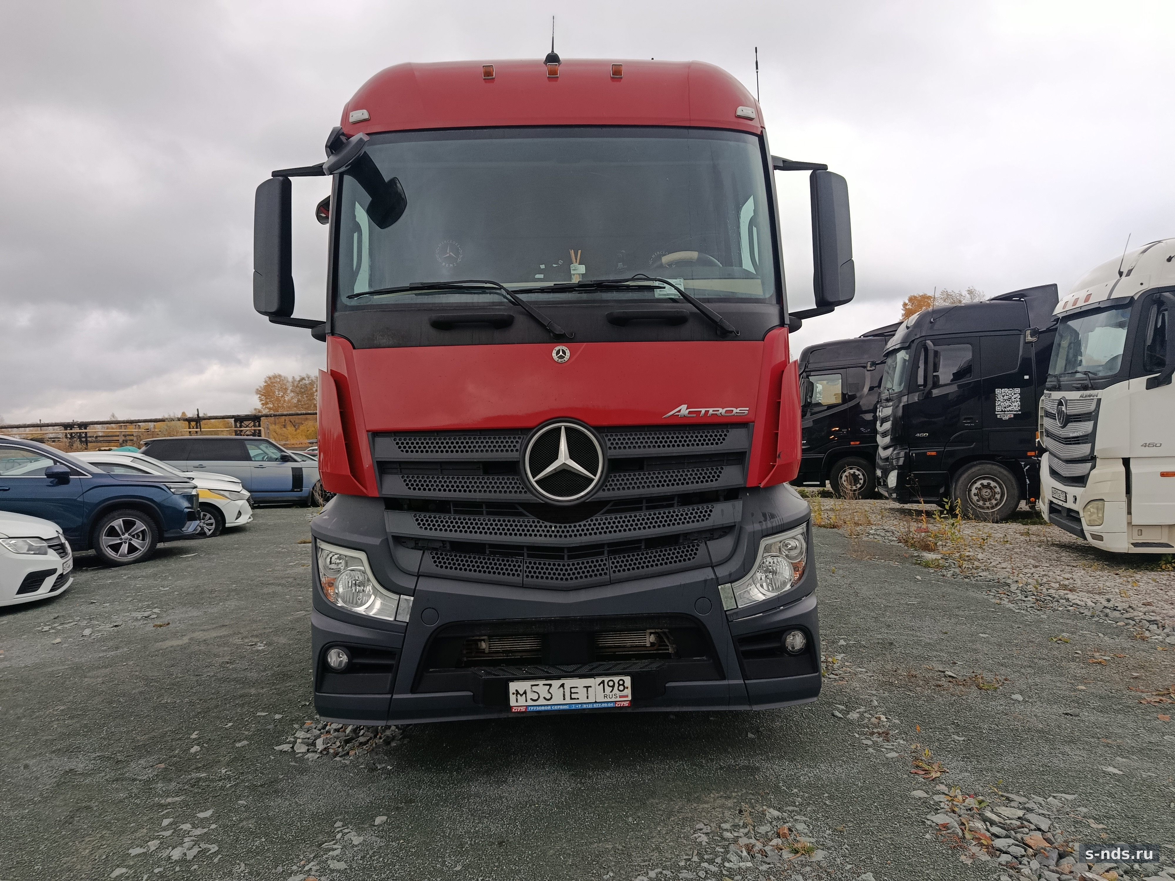 MERCEDES-BENZ