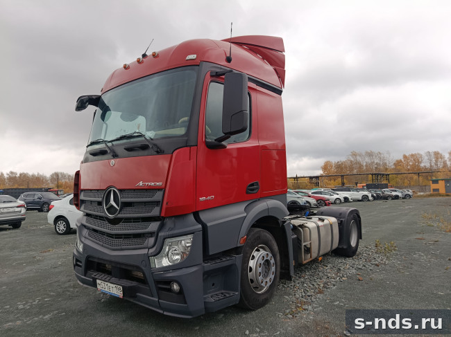 MERCEDES-BENZ