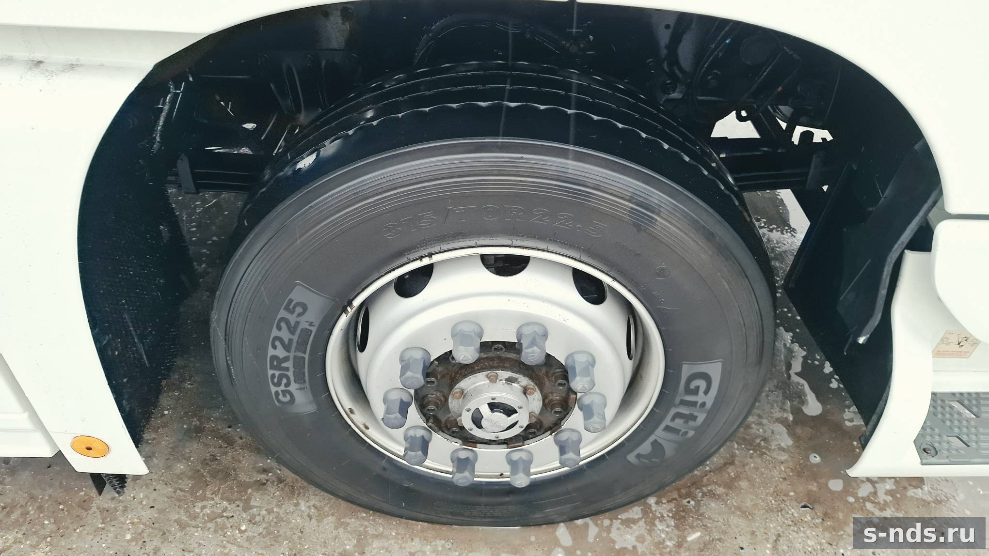 FOTON