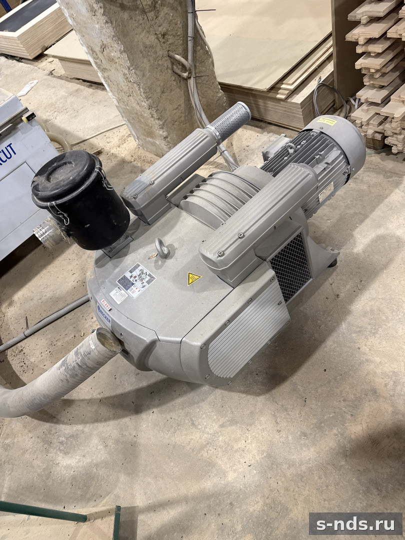 Насос вакуумный Becker VTLF 2.250/0-79 2024г.