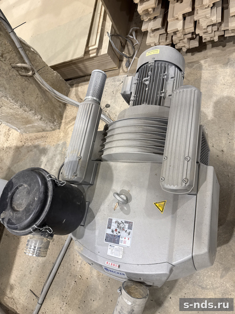 Насос вакуумный Becker VTLF 2.250/0-79 2024г.