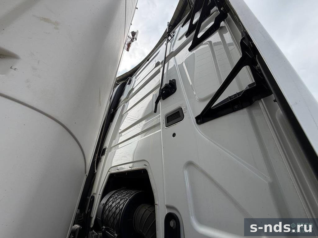 Тягач 4x2 SHACMAN SX4188YY381 2024г.