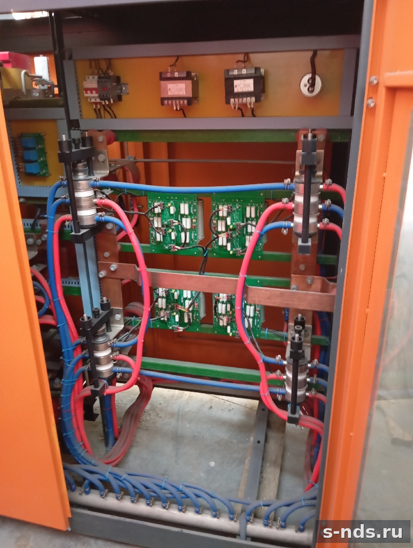 Индукционная плавильная печь UI-0.35Т-300KW/1S