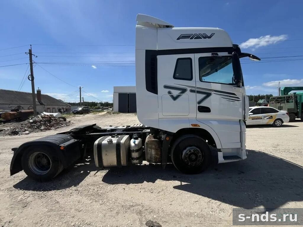 Тягач 4х2 FAW J7 2023г.