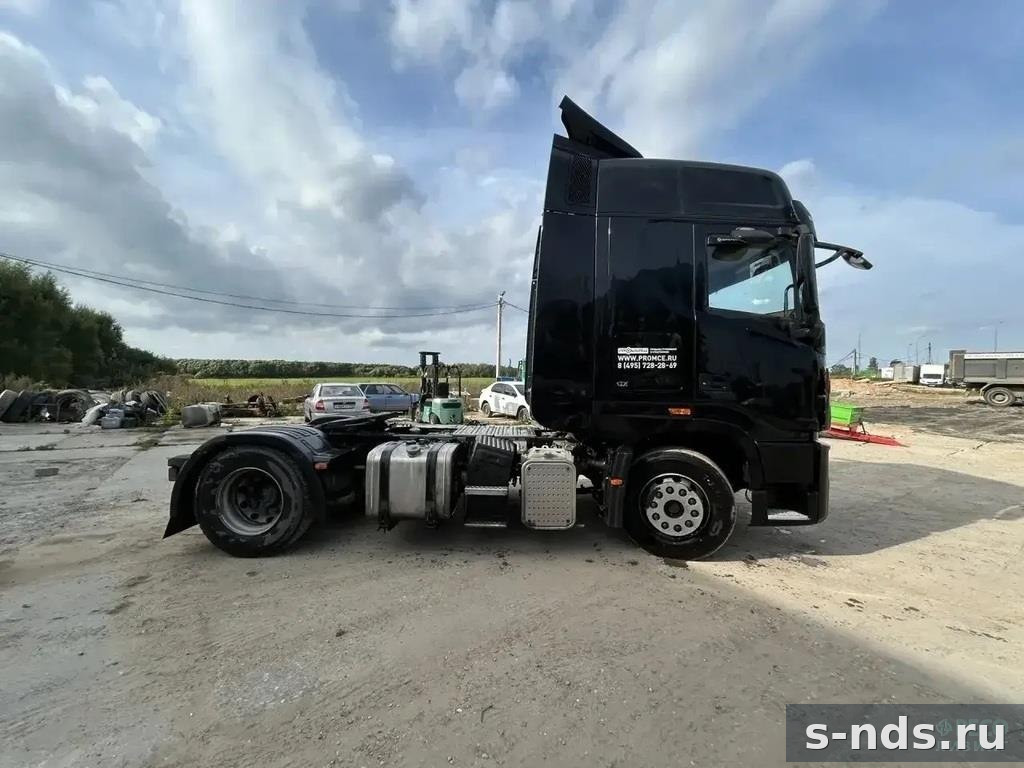 Тягач 4х2 DONGFENG GX 2024г.