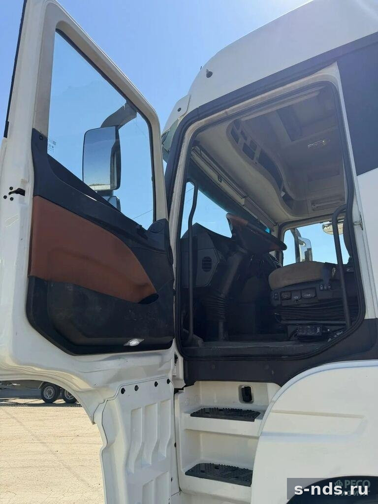 Тягач 4х2 FOTON AUMAN 2023г.