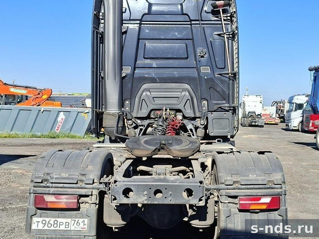 Тягач 4х2 SHACMAN c ADR 2023г.