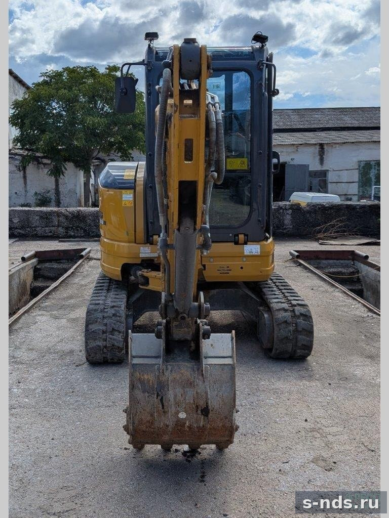 Мини-экскаватор XCMG XE35U 2023г.