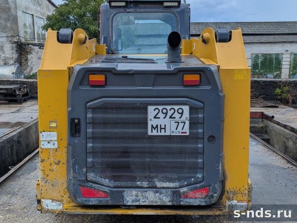 Мини-погрузчик XCMG SR760RU 2023г.