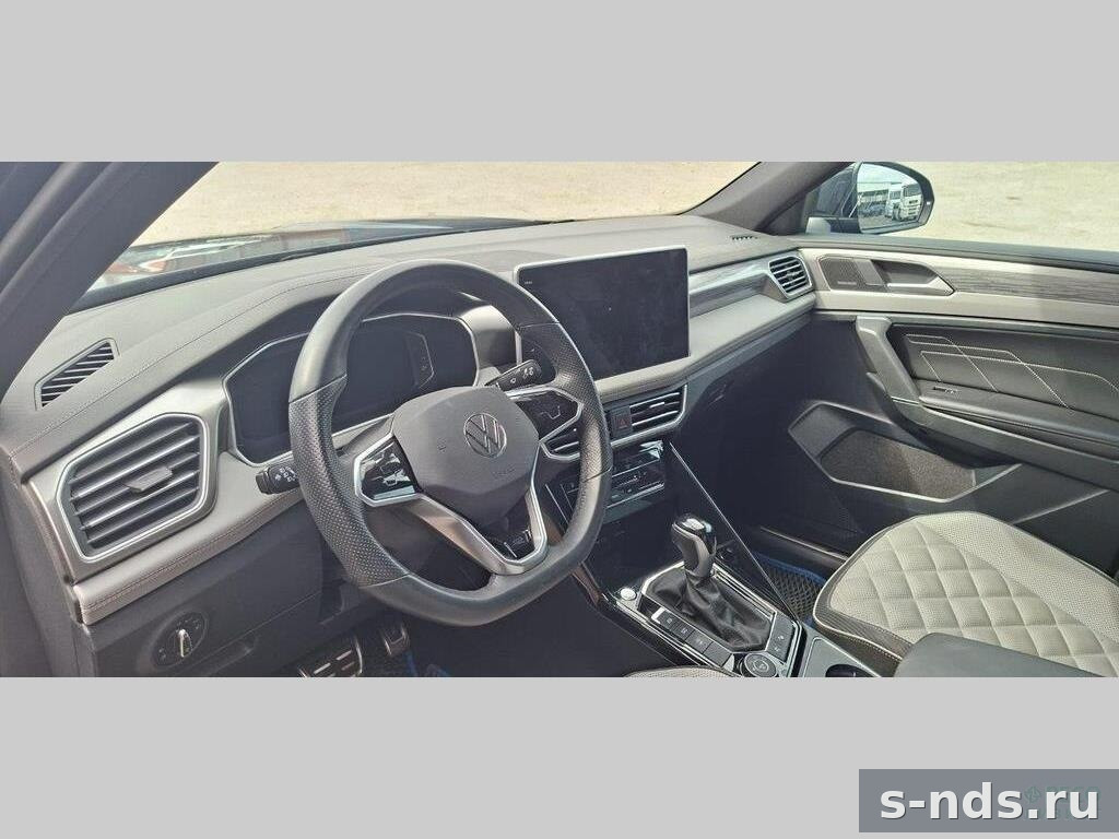 VOLKSWAGEN Tayron X 2023г.