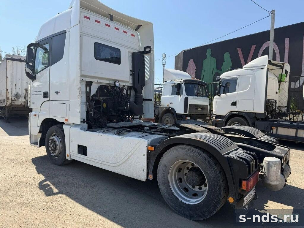 Тягач 4х2 FOTON AUMAN 2023г.