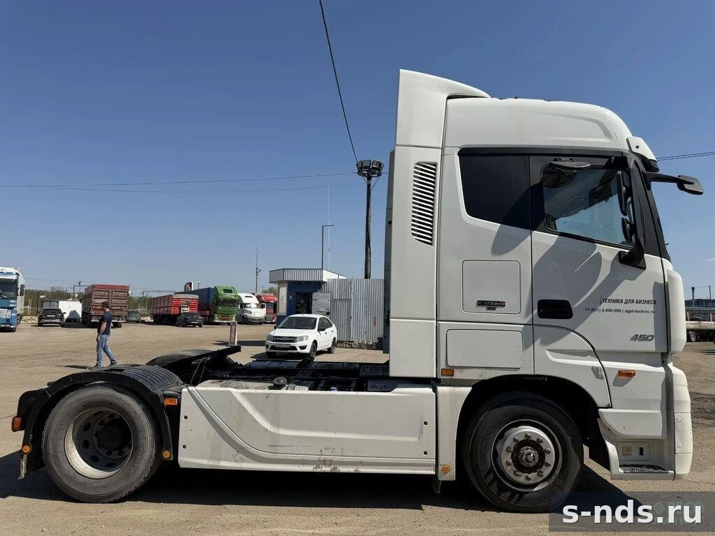 Тягач 4х2 FOTON AUMAN 2023г.