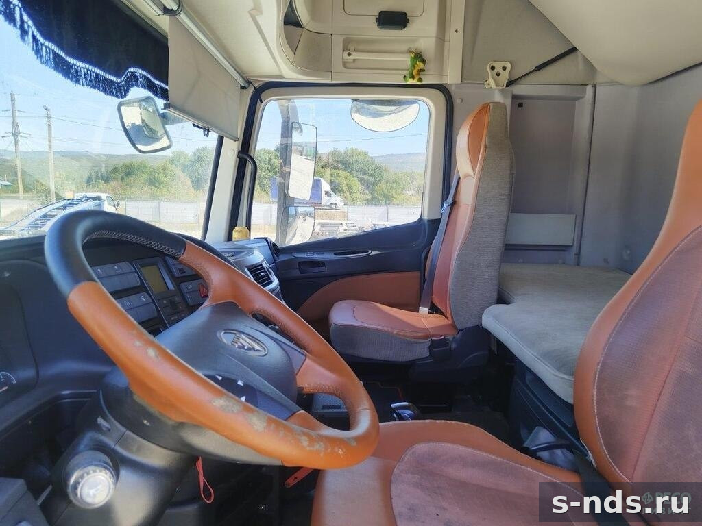 Тягач 4х2 FOTON AUMAN 2023г.