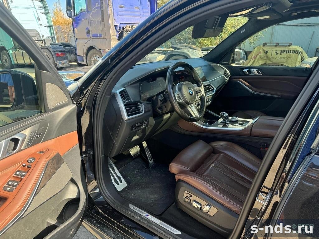 BMW X5 M50i 2020г.