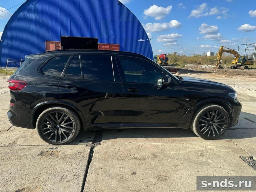 BMW X5 M50i 2020г.