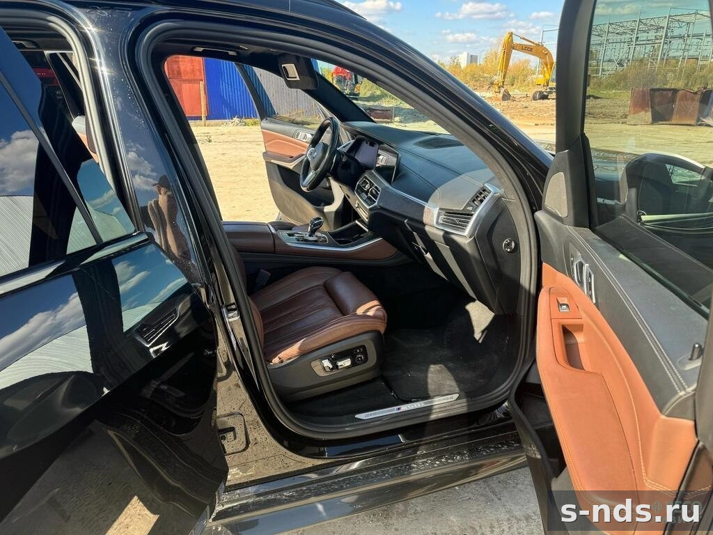 BMW X5 M50i 2020г.