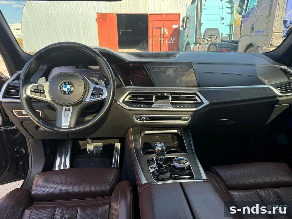 BMW X5 M50i 2020г.