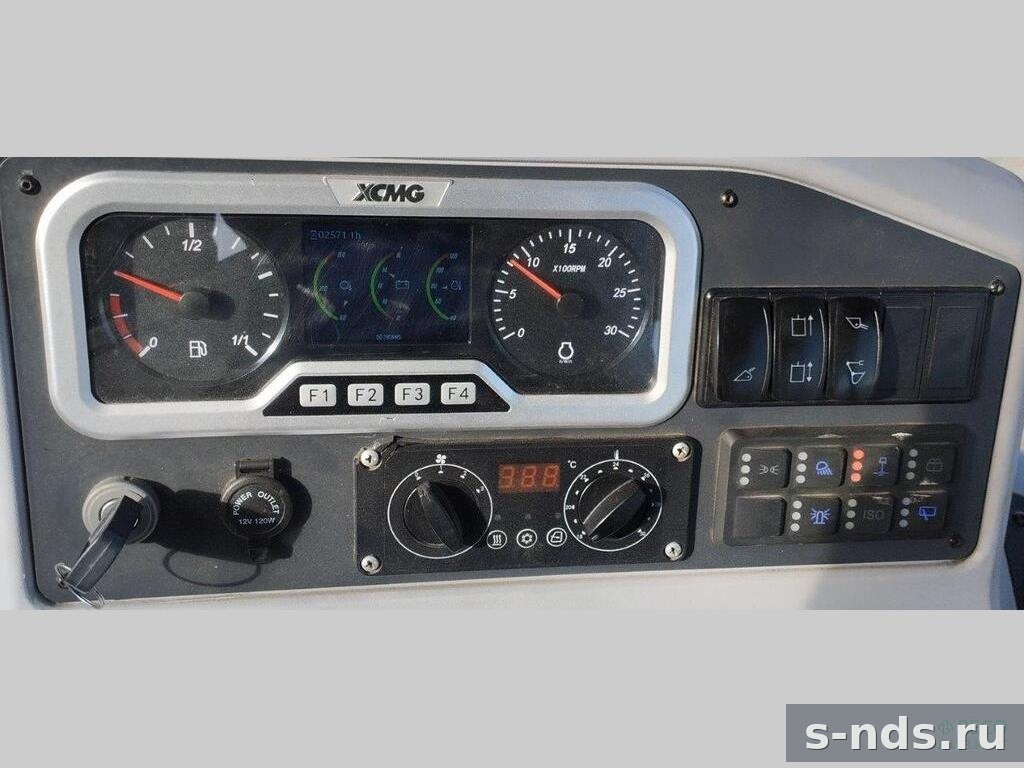 Экскаватор-погрузчик XCMG XC8-S3570 2023г.