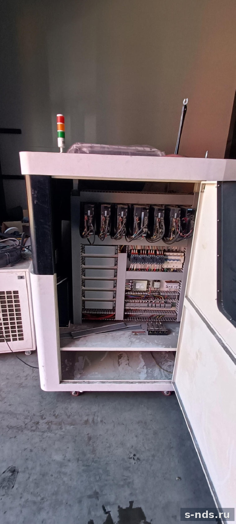 Установка лазерной резки GM3015FTM 3000W Maxphotonics