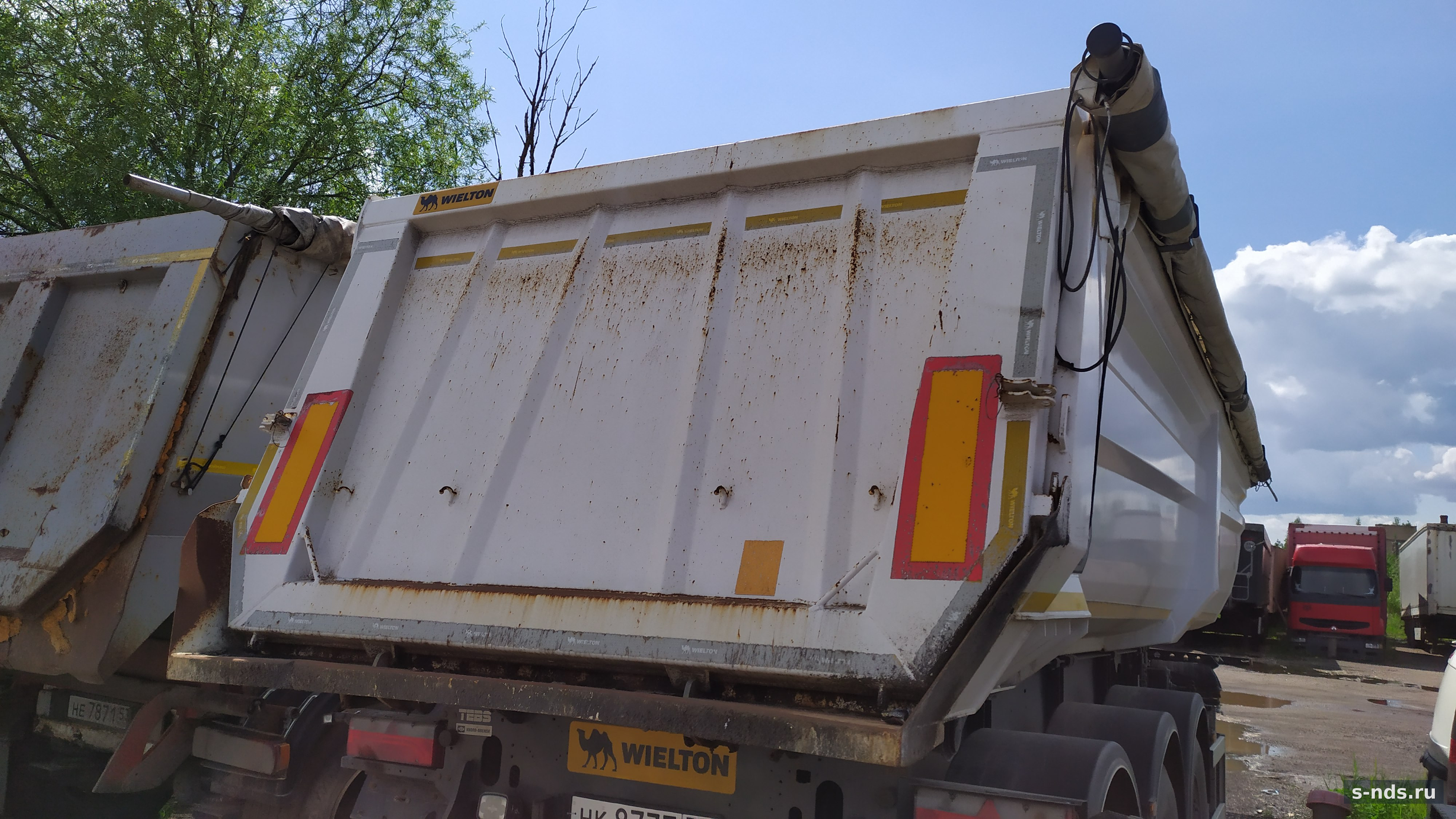 Полуприцеп самосвальный Wielton NW3S28KK