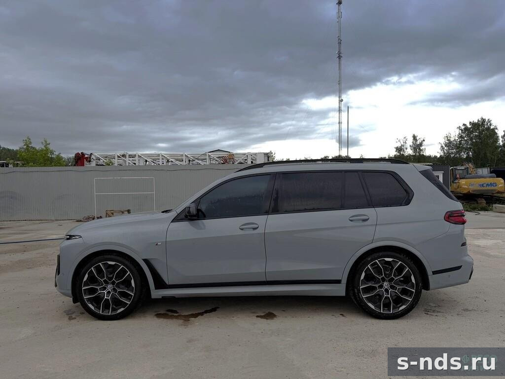BMW X7 xDrive40d 2023г.