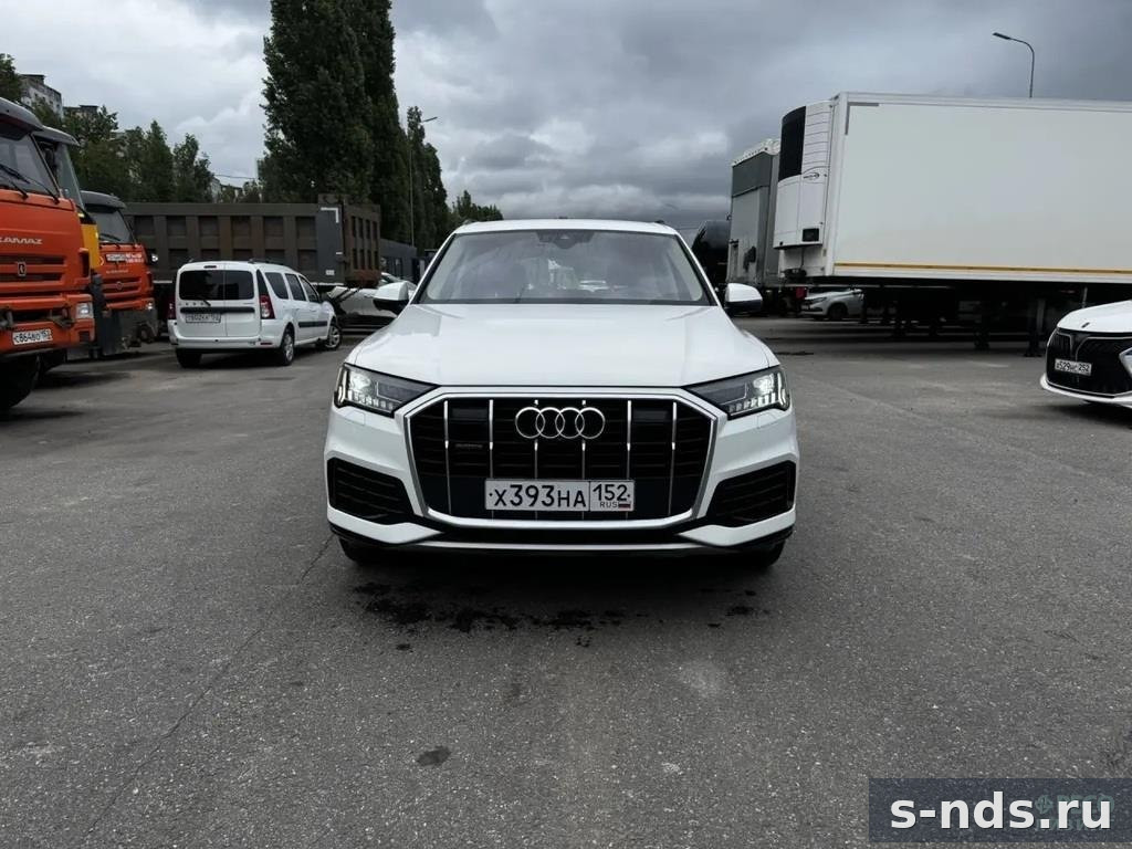AUDI Q7 2022г.