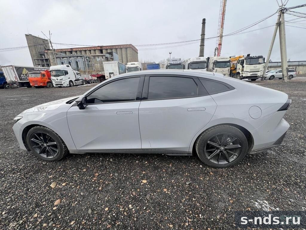 CHANGAN UNI-V 2024г.