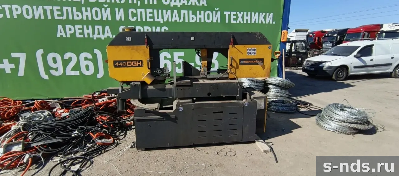 Ленточнопильный полуавтоматический станок BEKA- MAK BMSY 440 DGH