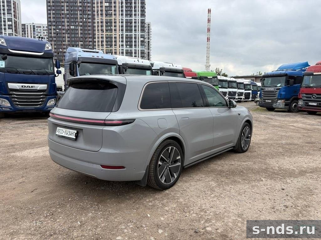 Гибрид LIXIANG L9 ULTRA 2025г.