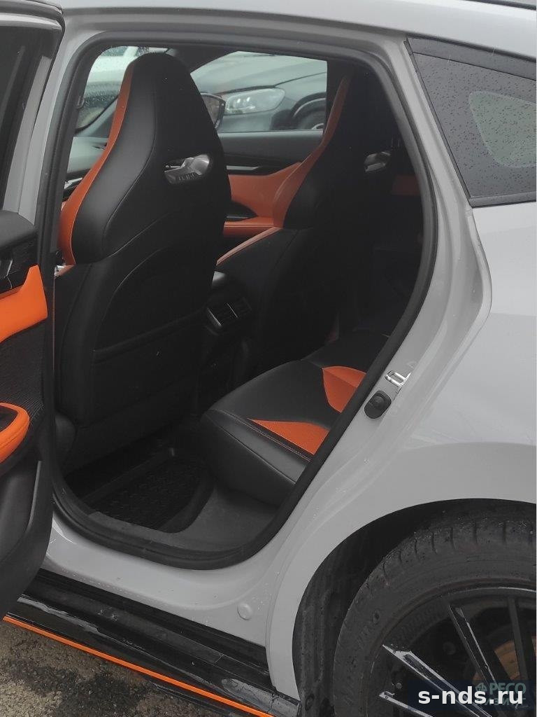 CHANGAN UNI-V 2023г.