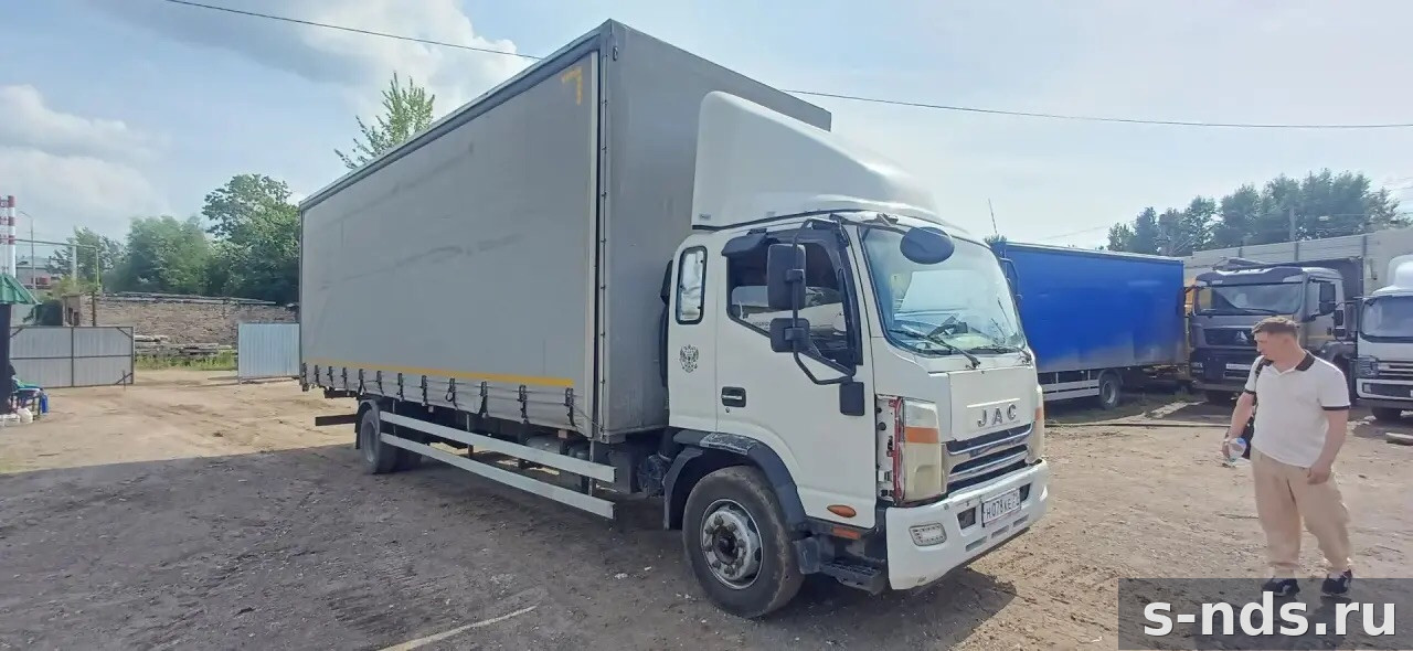 фургон JAC N120