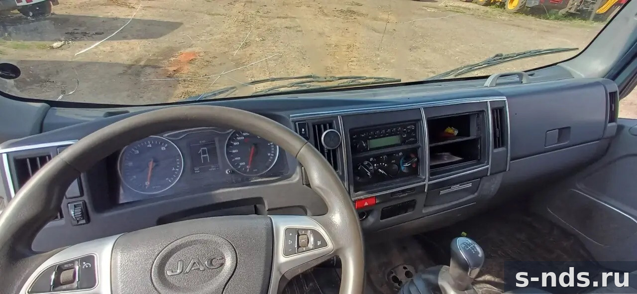 фургон JAC N120