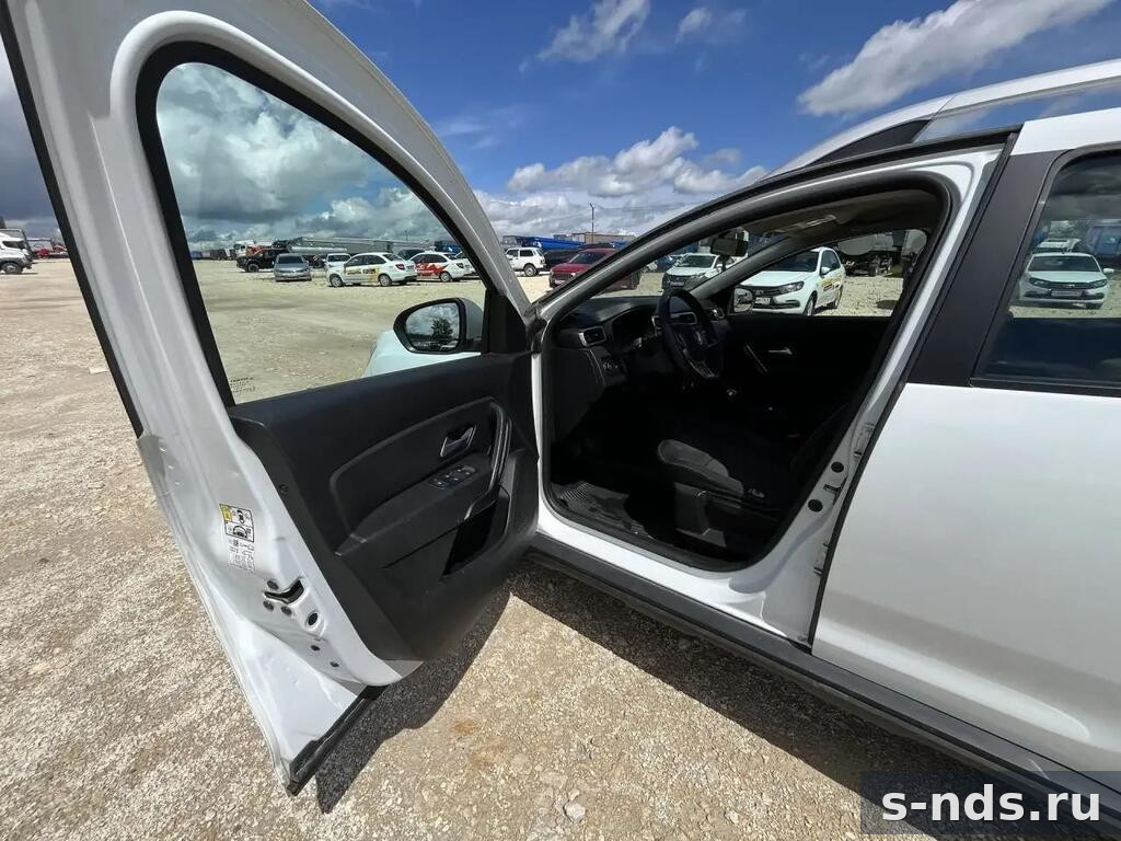 RENAULT DUSTER 2022г.