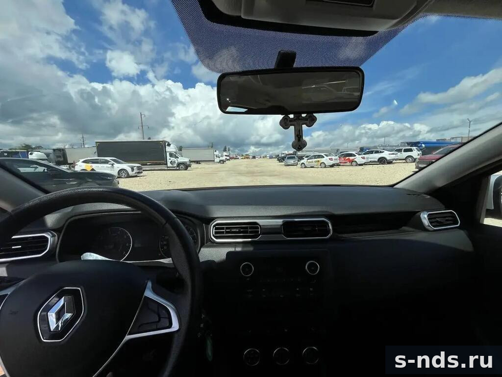 RENAULT DUSTER 2022г.
