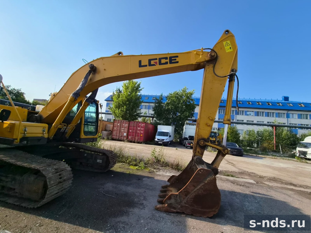 Гусеничный экскаватор LGCE (SDLG) E6215FLC, 2023