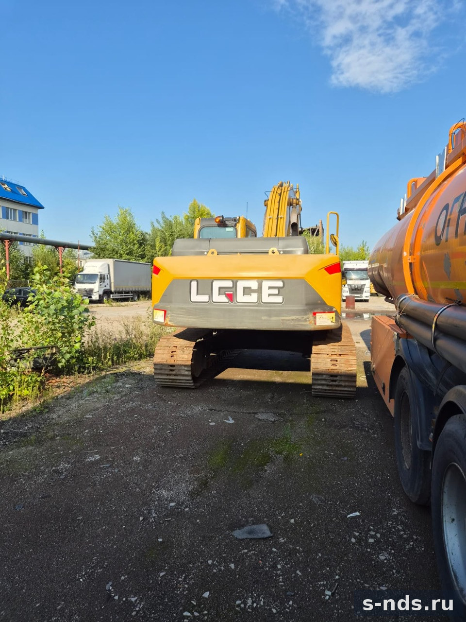 Гусеничный экскаватор LGCE (SDLG) E6215FLC, 2023