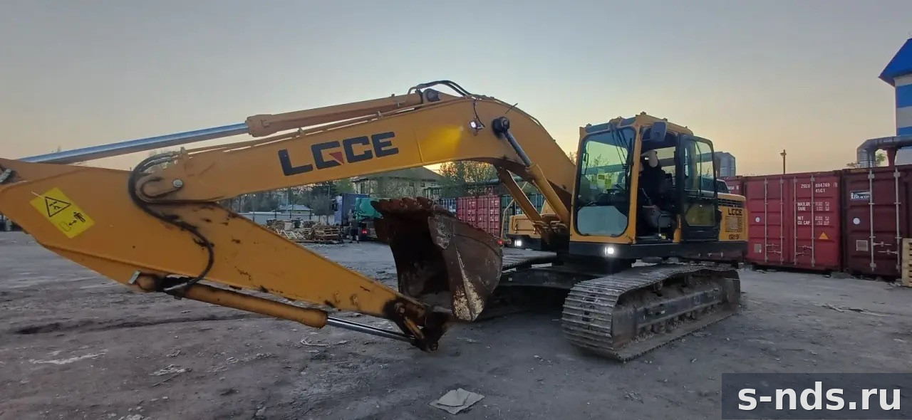 Гусеничный экскаватор LGCE (SDLG) E6215FLC, 2023