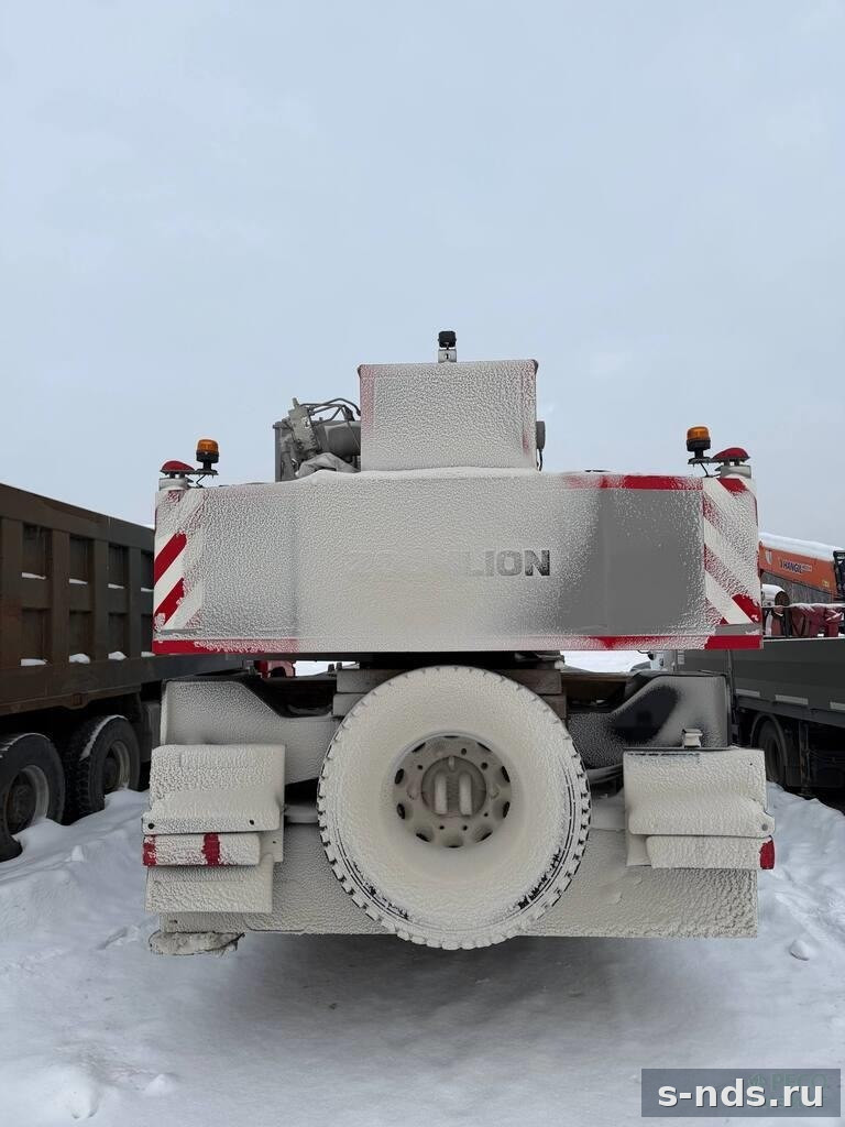 Автокран ZOOMLION ZTC300V