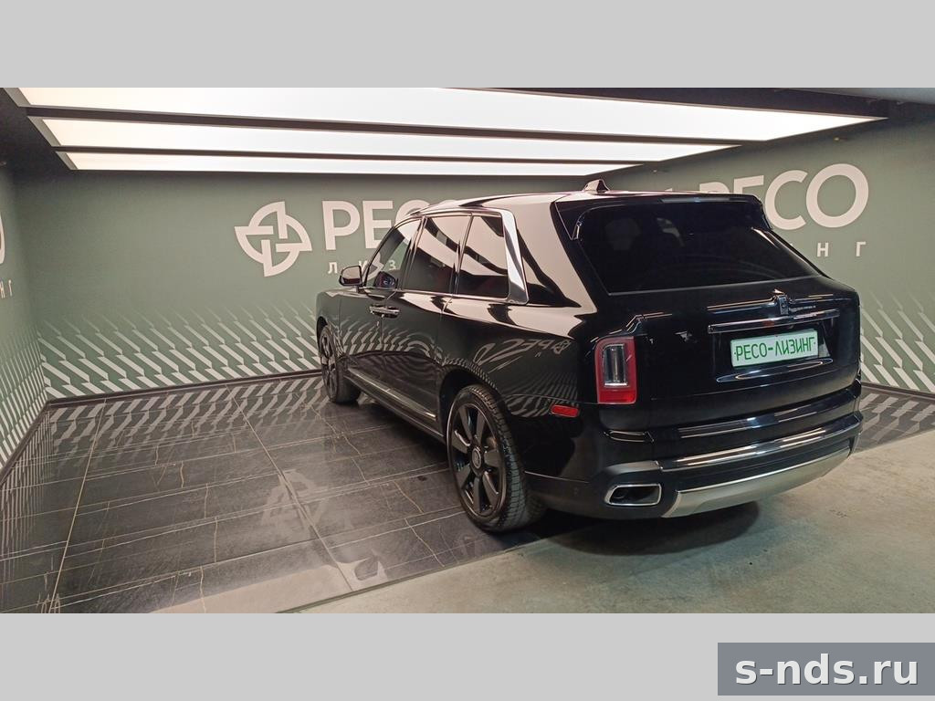 Rolls-Royce Cullinan Black Badge 2023г.
