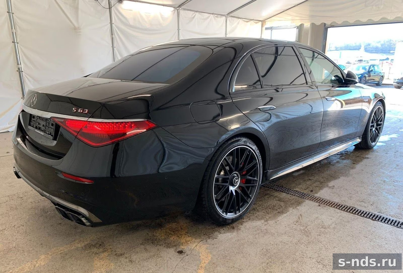 Mercedes-Benz S 63 AMG