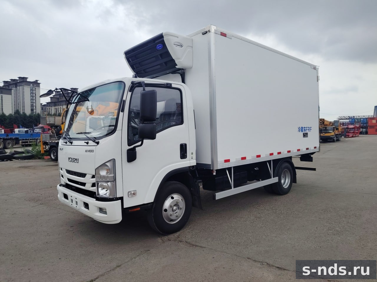 Изотермический фургон ISUZU  Категория В